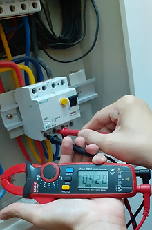 breaker tripping lightning